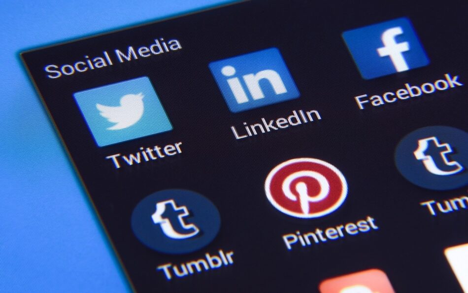 Top 42 Social Media Marketing Questions: Ace Your Interview